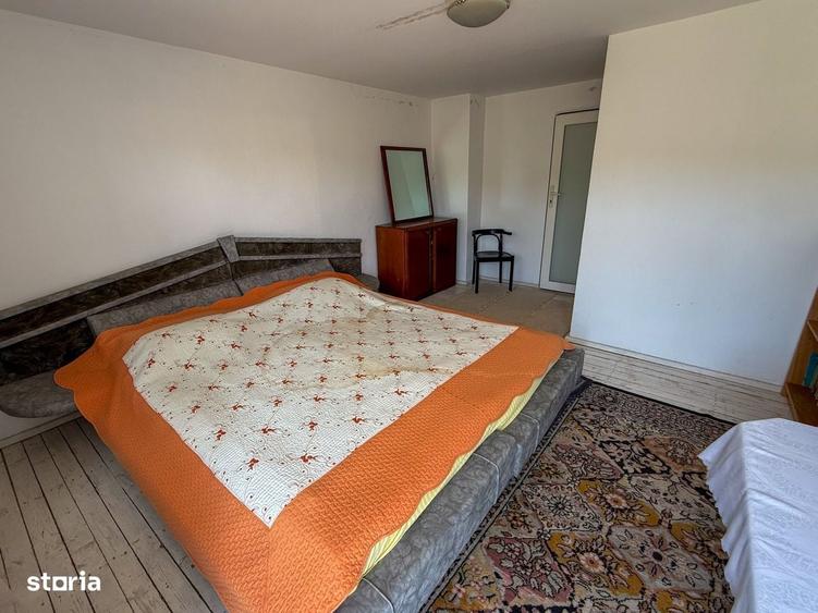 Casă cu 4 camere în Breaza de Jos