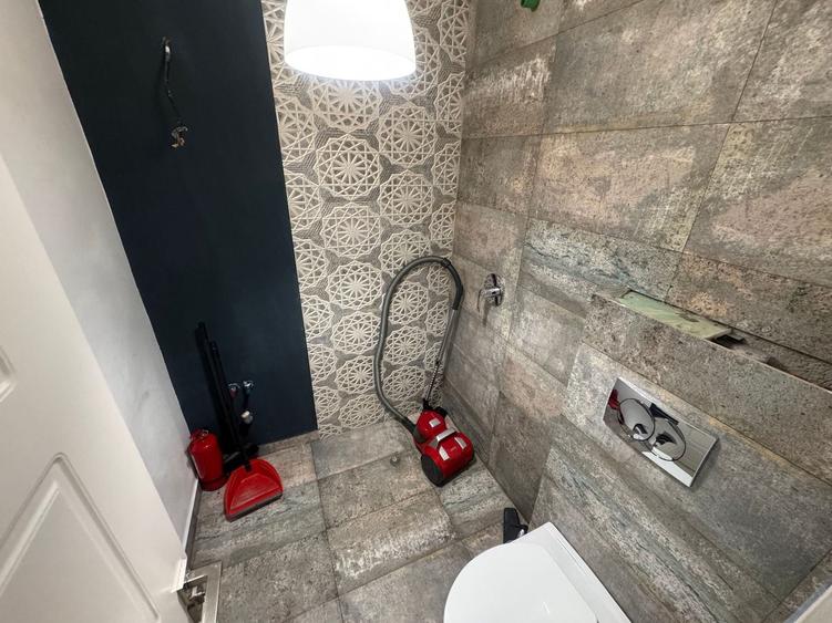 Apartament cu 3 camere decomandat, mobilat în Inel I