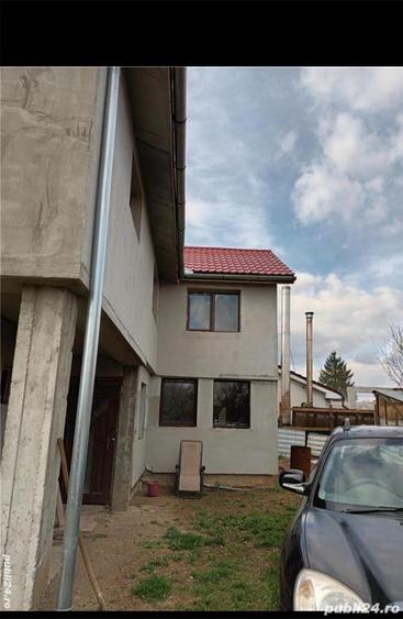 Casă cu 5 camere în Biharia
