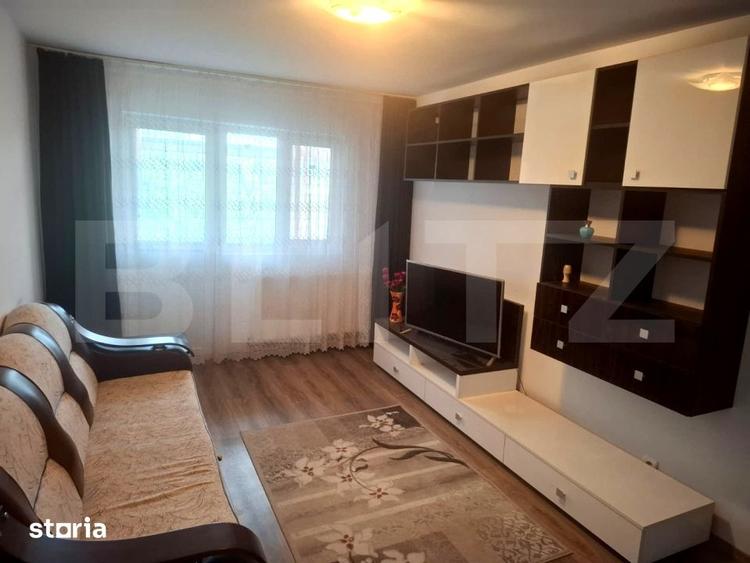 Apartament 3 camere, 50 mp, zona Micro 6 - 8