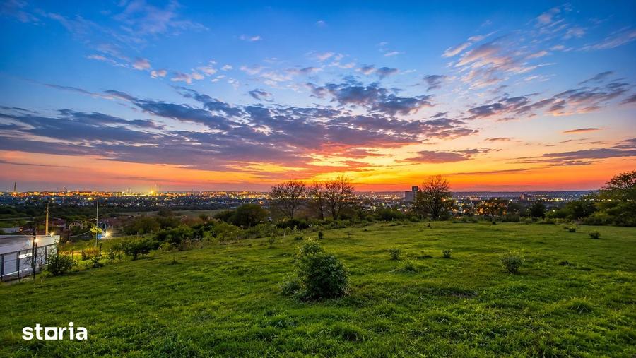 Casă cu 5 camere cu Teren 400 Mp în Central