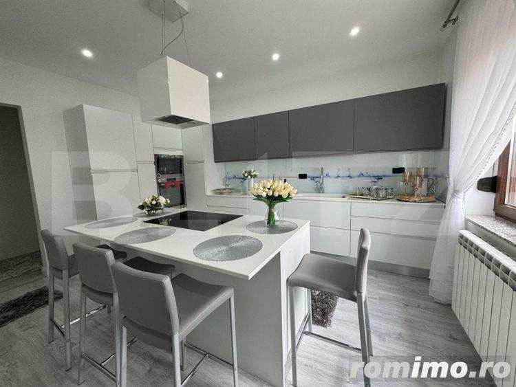 Casă cu 5 camere cu Teren 1000 Mp în Marginea