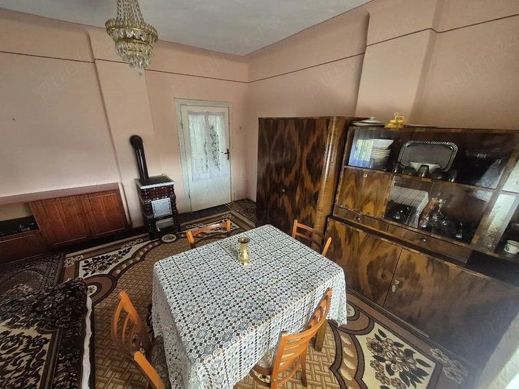 Casă cu 3 camere cu Teren 3000 Mp în Ciucea