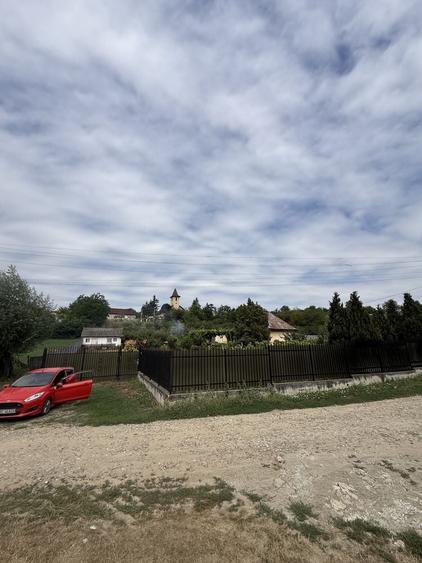 Casă cu 4 camere în Traian