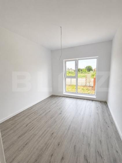 Duplex cu 4 camere cu Canalizare în Ghiroda