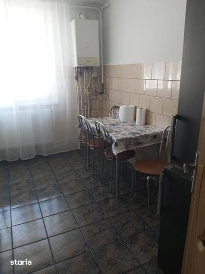 Apartament cu 2 camere decomandat în Precista