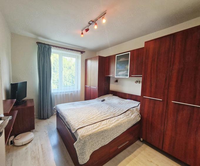 Apartament cu 4 camere decomandat în Ultracentral