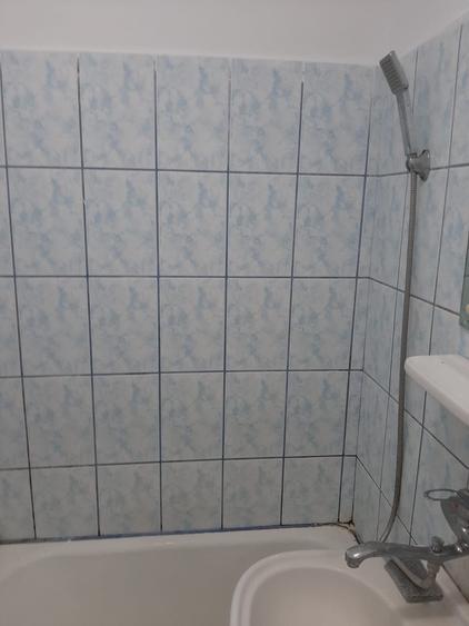 Garsonieră decomandată în Micro 17