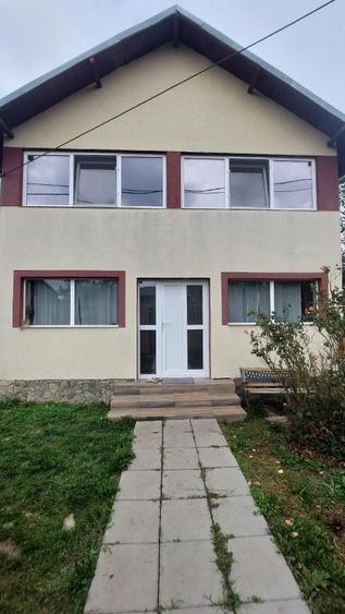 Casă cu 2 camere cu Teren 380 Mp în Prundu