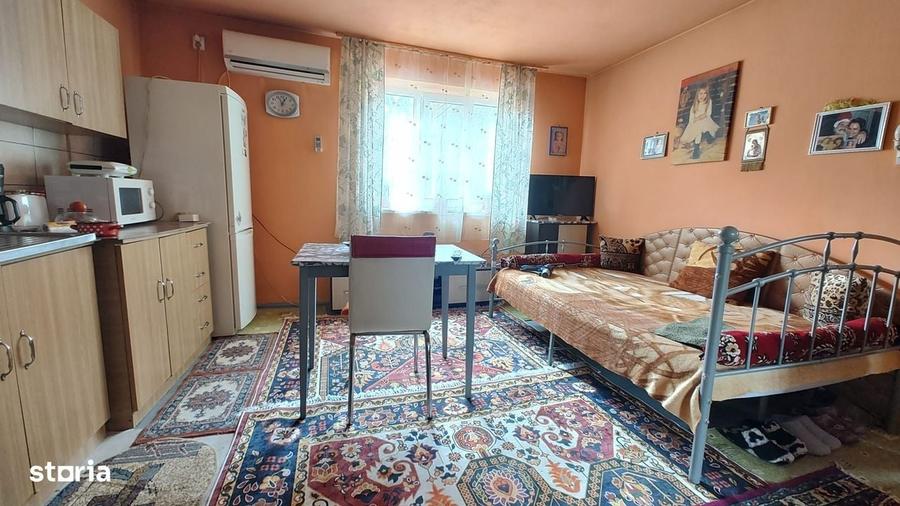 Casă cu 3 camere în Șoimuș