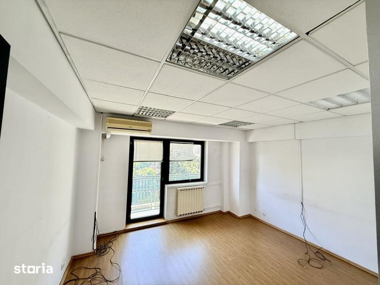 Apartament cu 4 camere decomandat în Centrul Civic