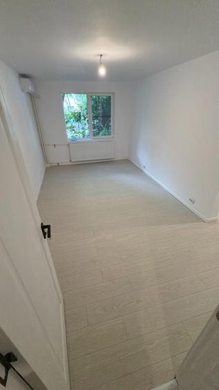 Apartament cu 2 camere semidecomandat în Rahova