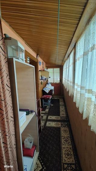 Casă cu 3 camere în Șoimuș