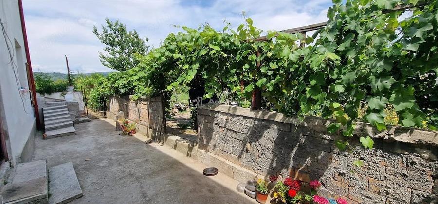 Casă cu Teren 3340 Mp în Brebu