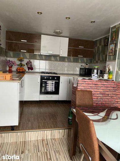 Casă cu 3 camere cu Teren 1200 Mp în Crevedia