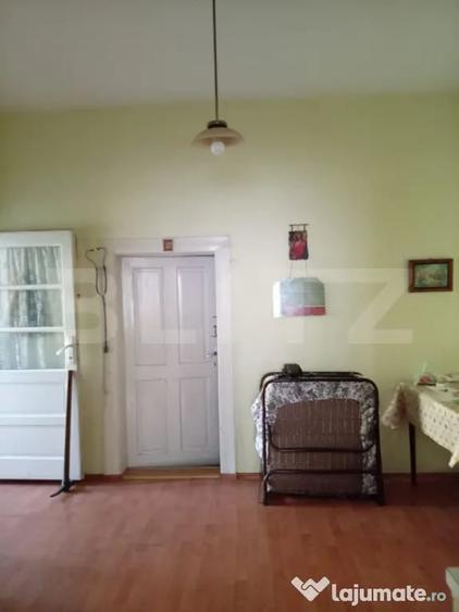 Casă cu 2 camere cu Teren 650 Mp în Central