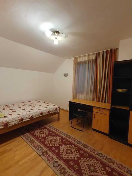 Casă cu 3 camere cu Teren 800 Mp în Exterior Vest