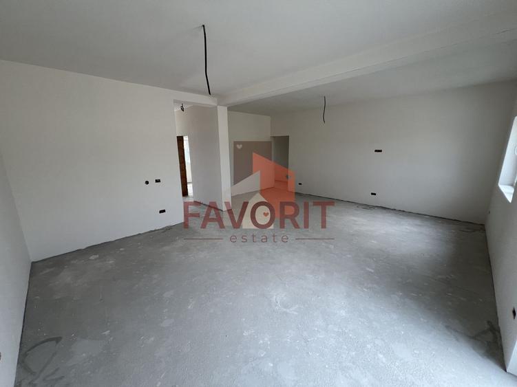 Duplex cu 4 camere cu Canalizare în Chișoda