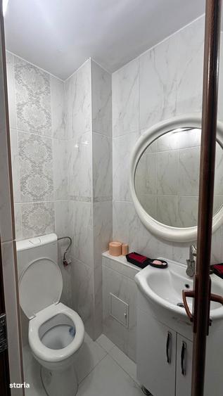 Apartament cu 3 camere decomandat, mobilat în Țiglina 2
