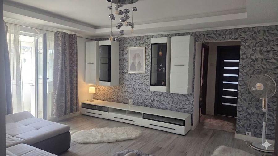 Apartament cu 2 camere semidecomandat în Micro 16