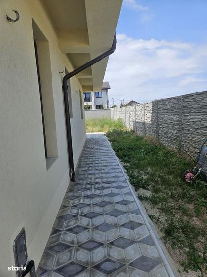 Casă cu 4 camere în Dragomirești-Deal