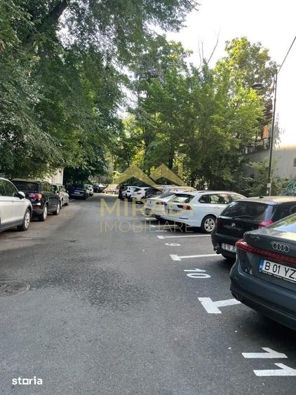 Apartament cu 2 camere decomandat în Dorobanți