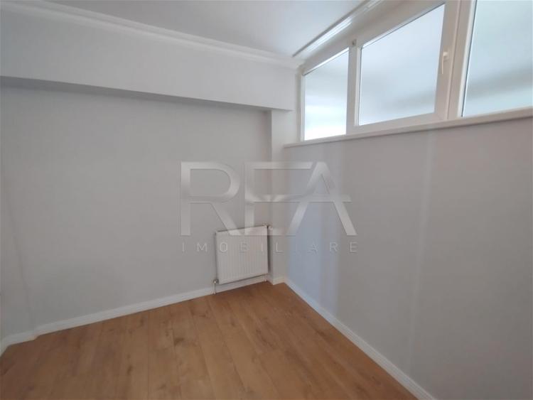 Apartament cu 3 camere decomandat în Regina Elisabeta