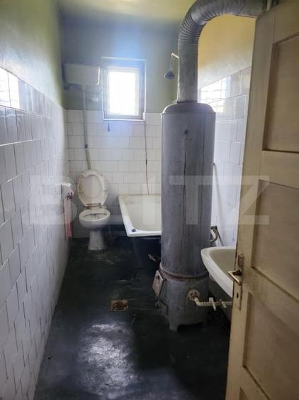 Duplex cu 4 camere cu Canalizare în Sud