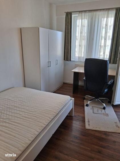 Apartament cu 4 camere semidecomandat în Zorilor