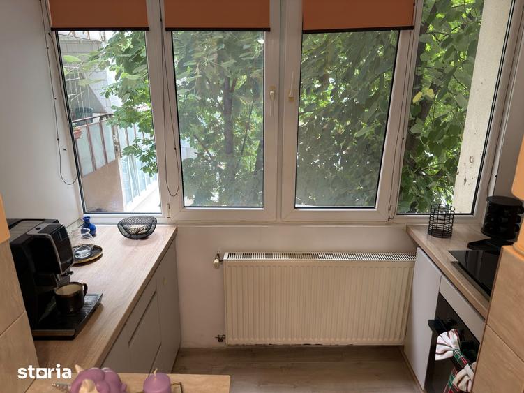 Apartament cu 2 camere decomandat în Girocului