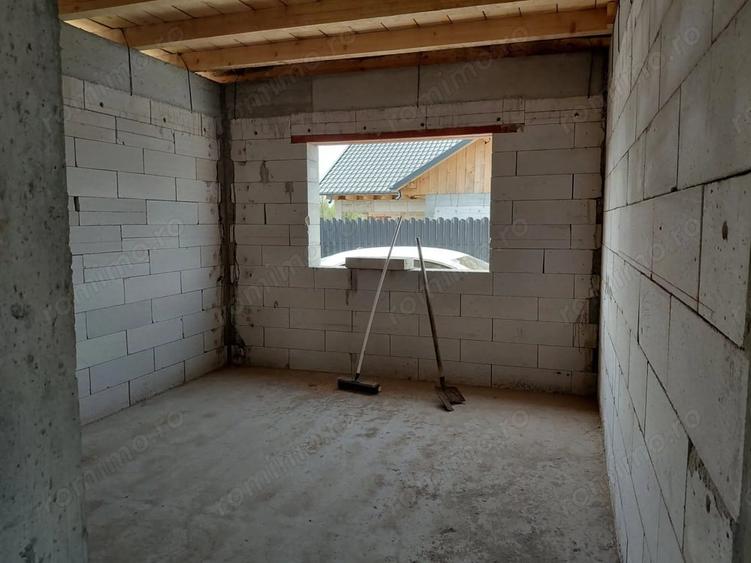 Casă cu Teren 300 Mp în Vasile Alecsandri