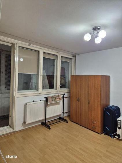 Apartament cu 3 camere decomandat în Dristor