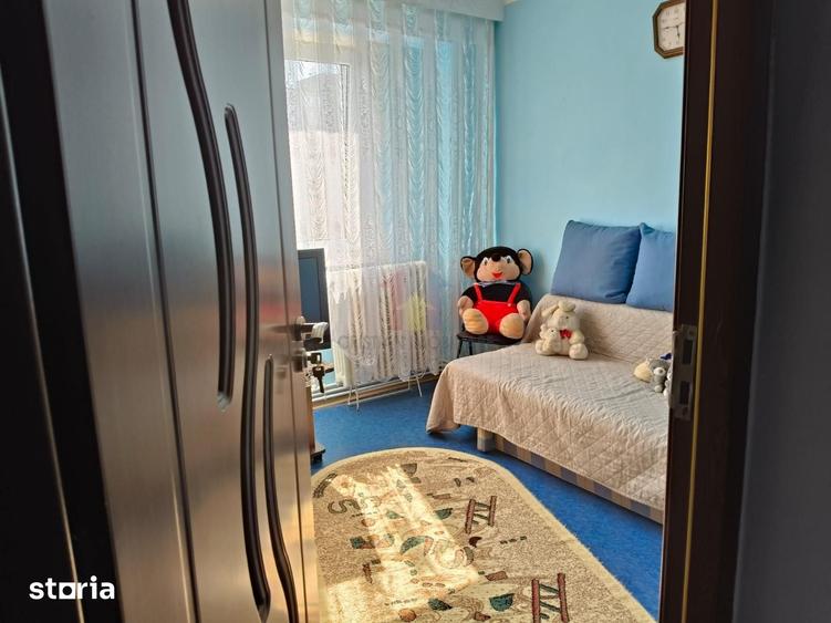 Apartament cu 2 camere, mobilat în Viziru 3