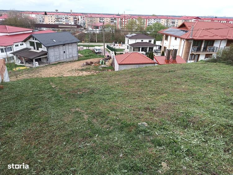 Teren de 467 mp, în Central