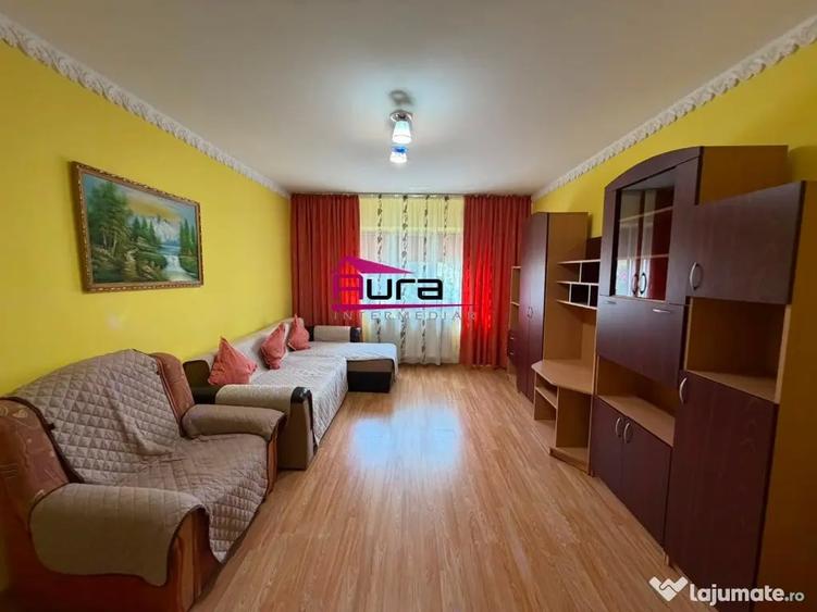 Apartament cu 3 camere decomandat în E3