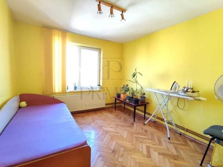 Apartament cu 4 camere decomandat, mobilat în Olimpia-Stadion