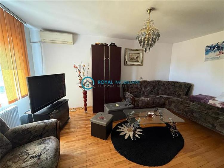 Apartament cu 2 camere decomandat în Ultracentral