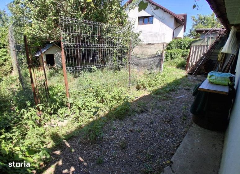 Casă cu 4 camere cu Teren 400 Mp în Tătărași