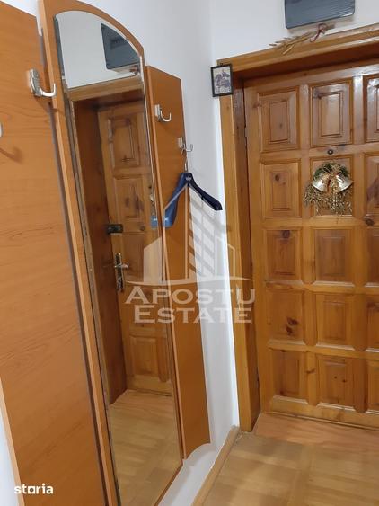 Apartament cu 2 camere decomandat, mobilat în Girocului