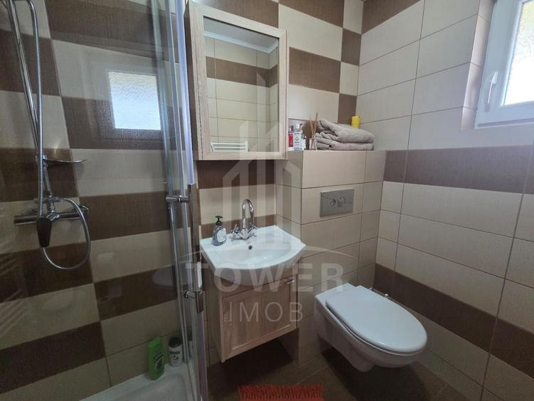 Casă individuală cu 4 camere cu Canalizare în Gușterița