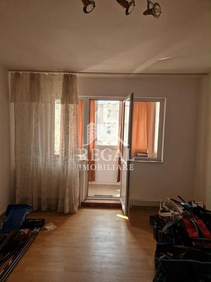 Apartament cu 2 camere, mobilat în Nord-Est