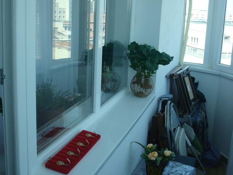 Apartament cu 2 camere decomandat în Moșilor