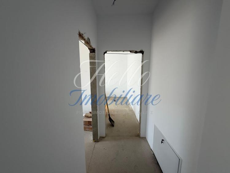 Apartament cu 2 camere decomandat în Florești