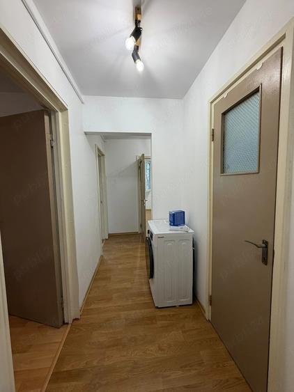 Apartament cu 3 camere decomandat în Politehnica