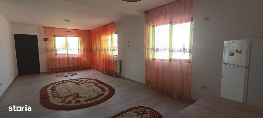 Casă cu 4 camere în Florești
