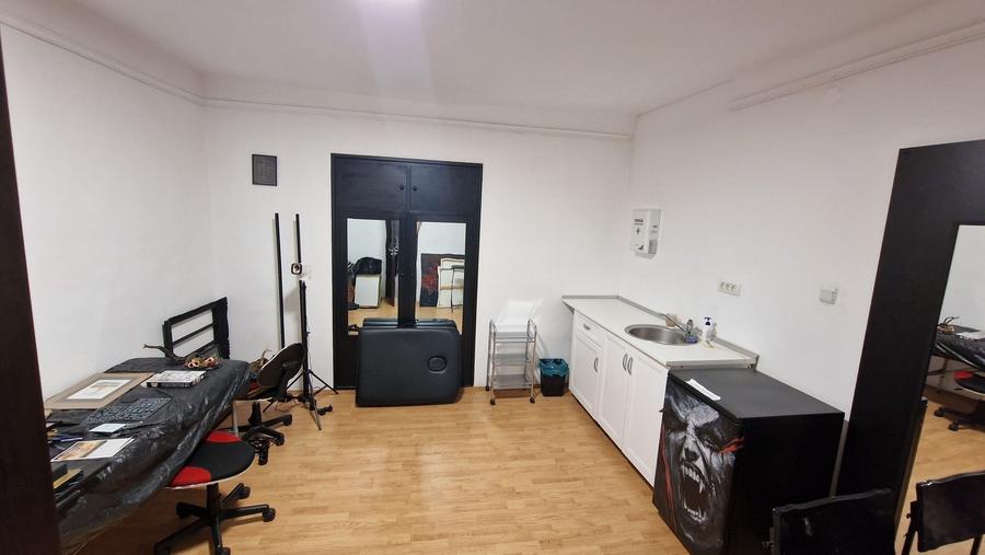 Spațiu comercial, de 65 mp, în Central