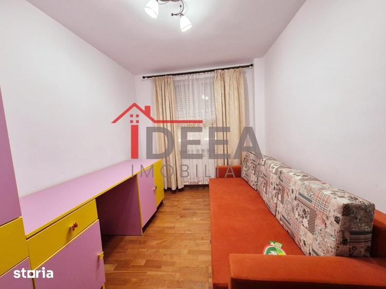 Apartament cu 3 camere decomandat în Central