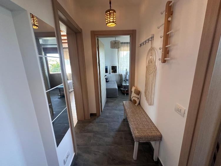 Apartament cu 2 camere decomandat, mobilat în Apărătorii Patriei