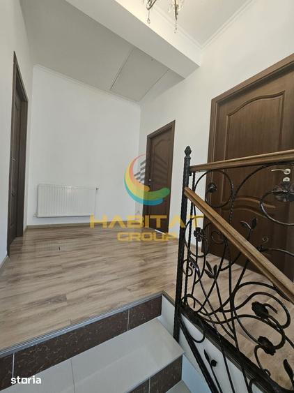 Casă cu 5 camere cu Teren 400 Mp în Central