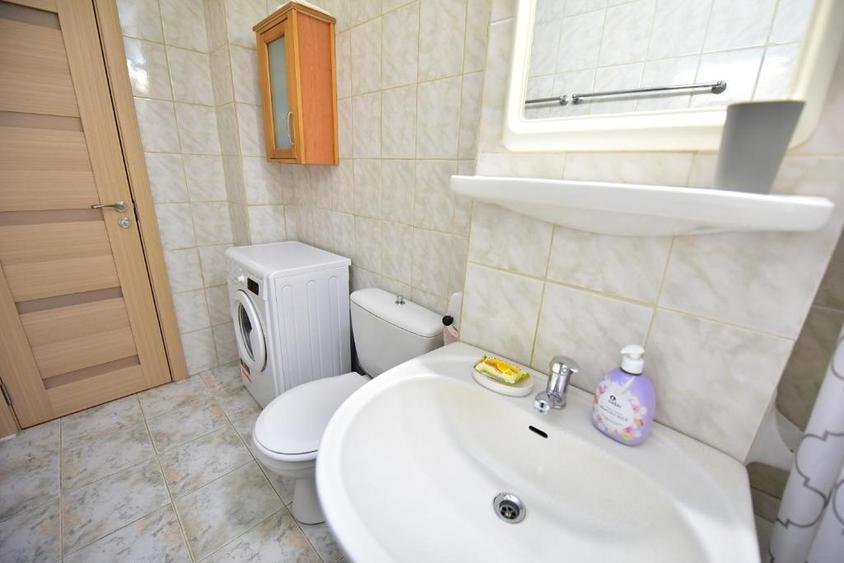 Apartament cu 2 camere decomandat, mobilat în Vasile Aaron